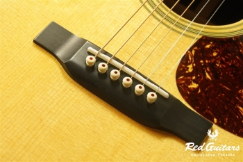 HD-28 Standard